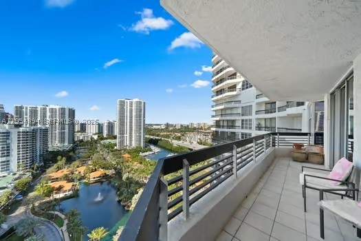 2 bedroom Condominium at 19195 NE 36th Ct 2302, Mystic Pointe Condo No Tw, Aventura — photo 4