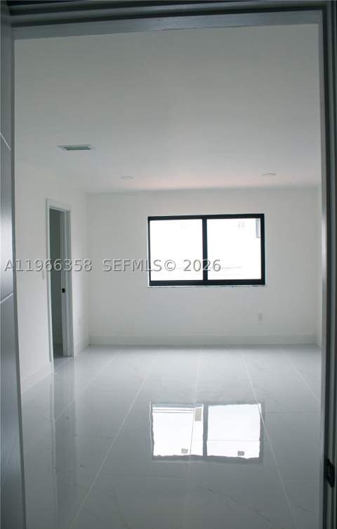 10433 SW 118th Ct, Miami FL - photo 19 of 34