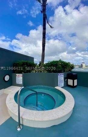 1750 N Bayshore Dr 3808, Miami FL - photo 11 of 18