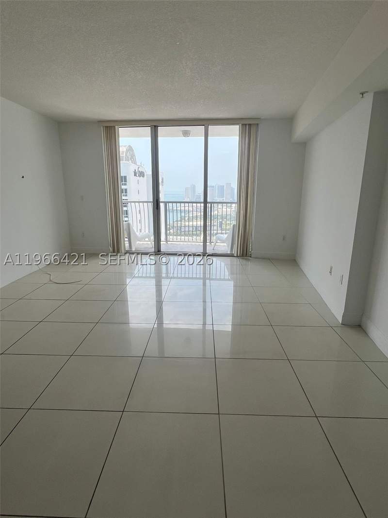 0 bedroom Condominium at 1750 N Bayshore Dr 3808, Opera Tower Condo, Miami — photo 4