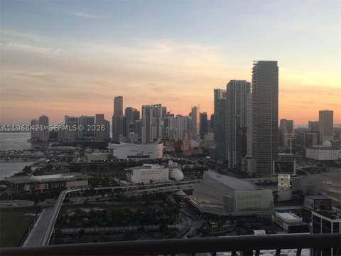 1750 N Bayshore Dr 3808, Miami FL - photo 6 of 18