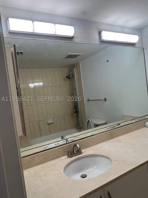 1750 N Bayshore Dr 3808, Miami FL - photo 7 of 18