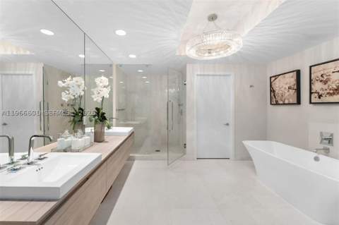 17301 Biscayne Blvd 2110, North Miami Beach FL - photo 16 of 35