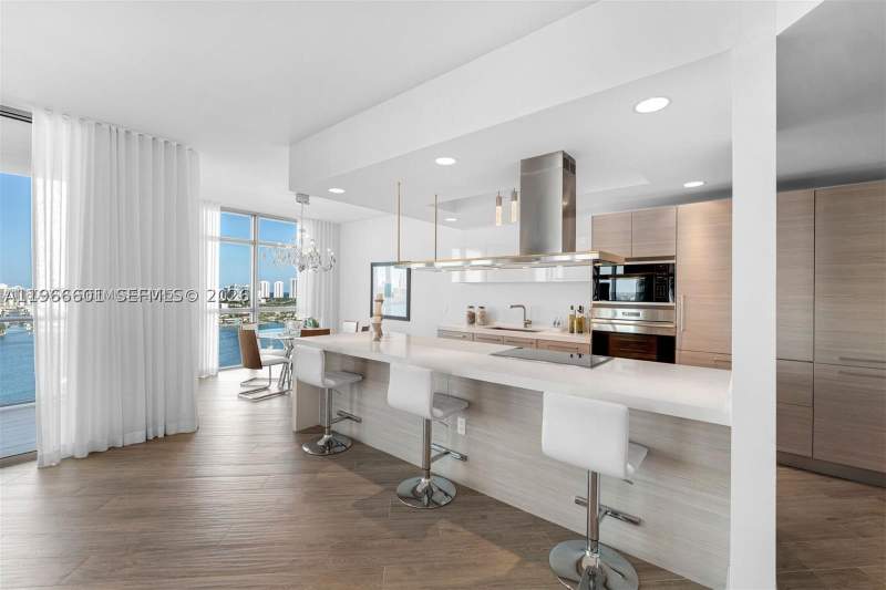 3 bedroom Condominium at 17301 Biscayne Blvd 2110, Marina Palms Residences N, North Miami Beach — photo 4
