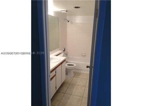 18330 NW 68th Ave A, Hialeah FL - photo 11 of 14