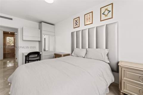 5640 Collins Ave 4D, Miami Beach FL - photo 12 of 25