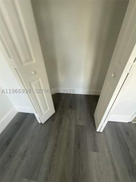 930 NE 34th Ave 201, Homestead FL - photo 23 of 26