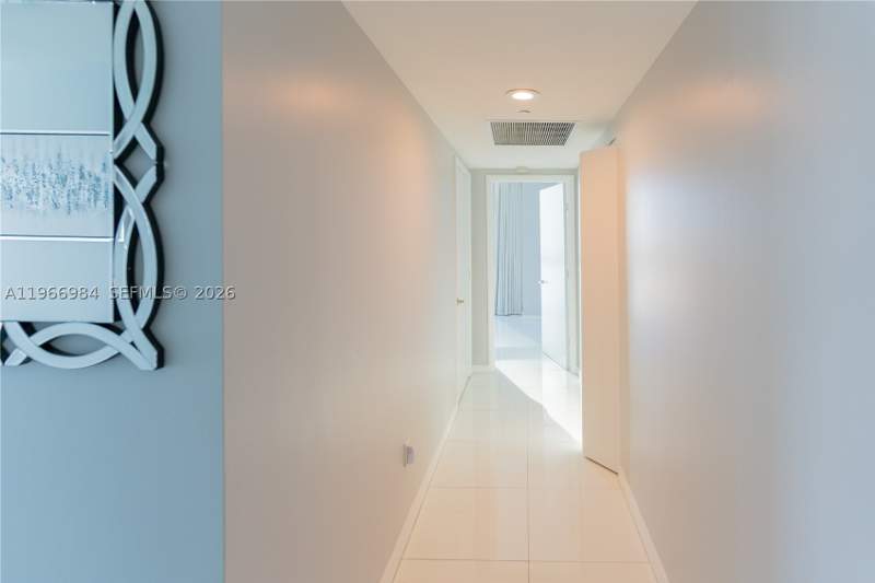 2 bedroom Condominium at 465 Brickell Ave 4802, Iconbrickell Condo No 1, Miami — photo 4