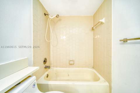 8290 Lake Dr 236, Doral FL - photo 24 of 26