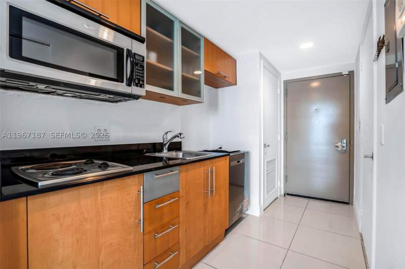 0 bedroom Condominium at 1750 N Bayshore Dr 4507, Opera Tower Condo, Miami — photo 3