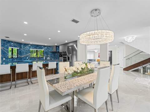 6180 Pine Tree Dr, Miami Beach FL - photo 19 of 65