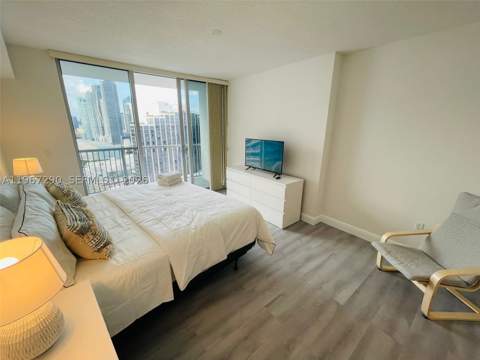 1750 N Bayshore Dr 2710, Miami FL - photo 14 of 28