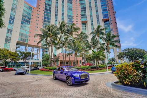 3370 Hidden Bay Dr 1501, Aventura FL - photo 6 of 69