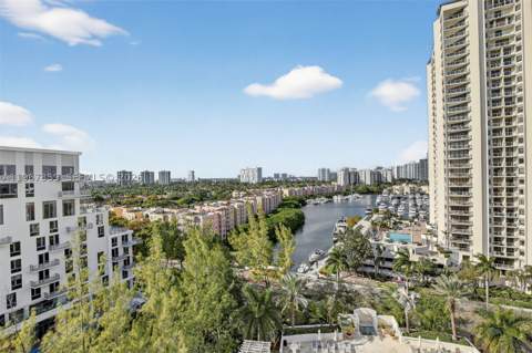 19400 Turnberry Way 1012, Aventura FL - photo 9 of 58