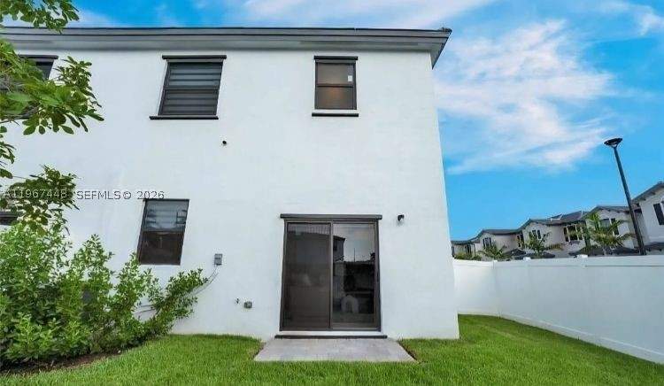 3 bedroom Townhouse at 20366 NW 4th Path, Vista Lago, Miami Gardens — photo 3
