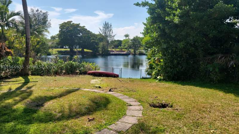 5 bedroom SingleFamilyResidence at 19710 NE 23rd Ave, North Lake Estates, Miami — photo 2