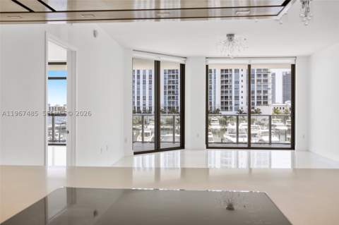 17301 Biscayne Blvd 305, North Miami Beach FL - photo 10 of 48