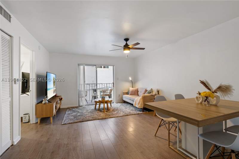 1 bedroom Condominium at 1615 Meridian Ave 202, Meridian Plaza Assoc Cond, Miami Beach — photo 3