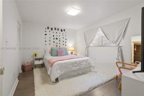 1615 Meridian Ave 202, Miami Beach FL - photo 7 of 17