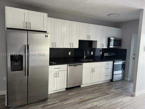 2430 NE 135th St 105, North Miami FL - photo 12 of 25