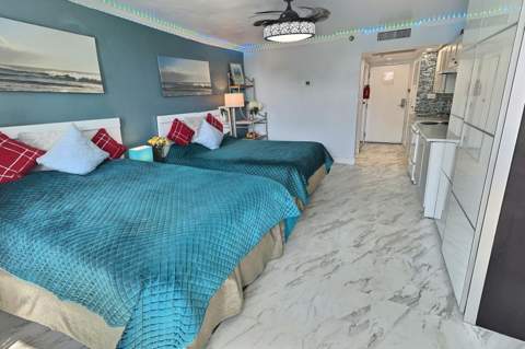 19201 Collins Avenue 337, Sunny Isles Beach FL - photo 7 of 28