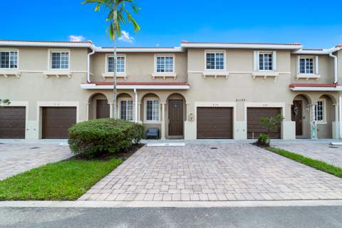 21105 NW 14th Place 4, Miami Gardens FL - photo 12 of 66