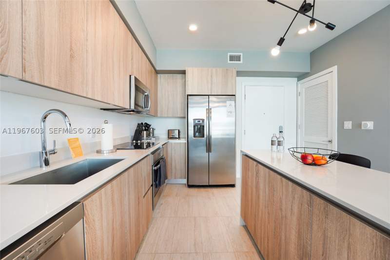 1 bedroom Condominium at 3900 Biscayne Blvd S-218, Quadro Condo, Miami — photo 3
