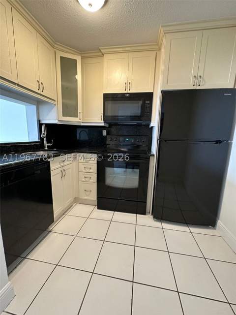 488 NW 165th St Rd B-614, Miami FL - photo 10 of 12