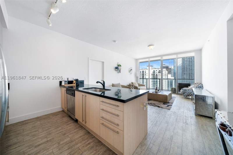 2 bedroom Condominium at 1111 SW 1st Ave 3422-N, The Axis On Brickell II C, Miami — photo 3