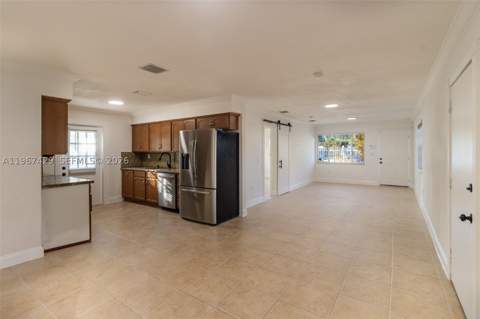 1518 NW 65th St, Miami FL - photo 12 of 28