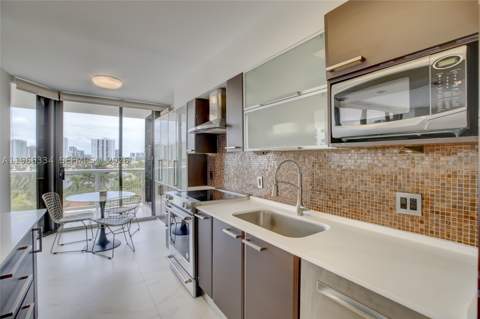3600 Yacht Club Dr 703, Aventura FL - photo 17 of 94