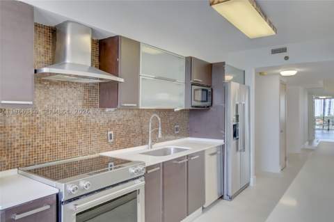 3600 Yacht Club Dr 703, Aventura FL - photo 18 of 94