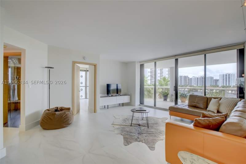 3 bedroom Condominium at 3600 Yacht Club Dr 703, Harbor Tws At The Waterwa, Aventura — photo 3