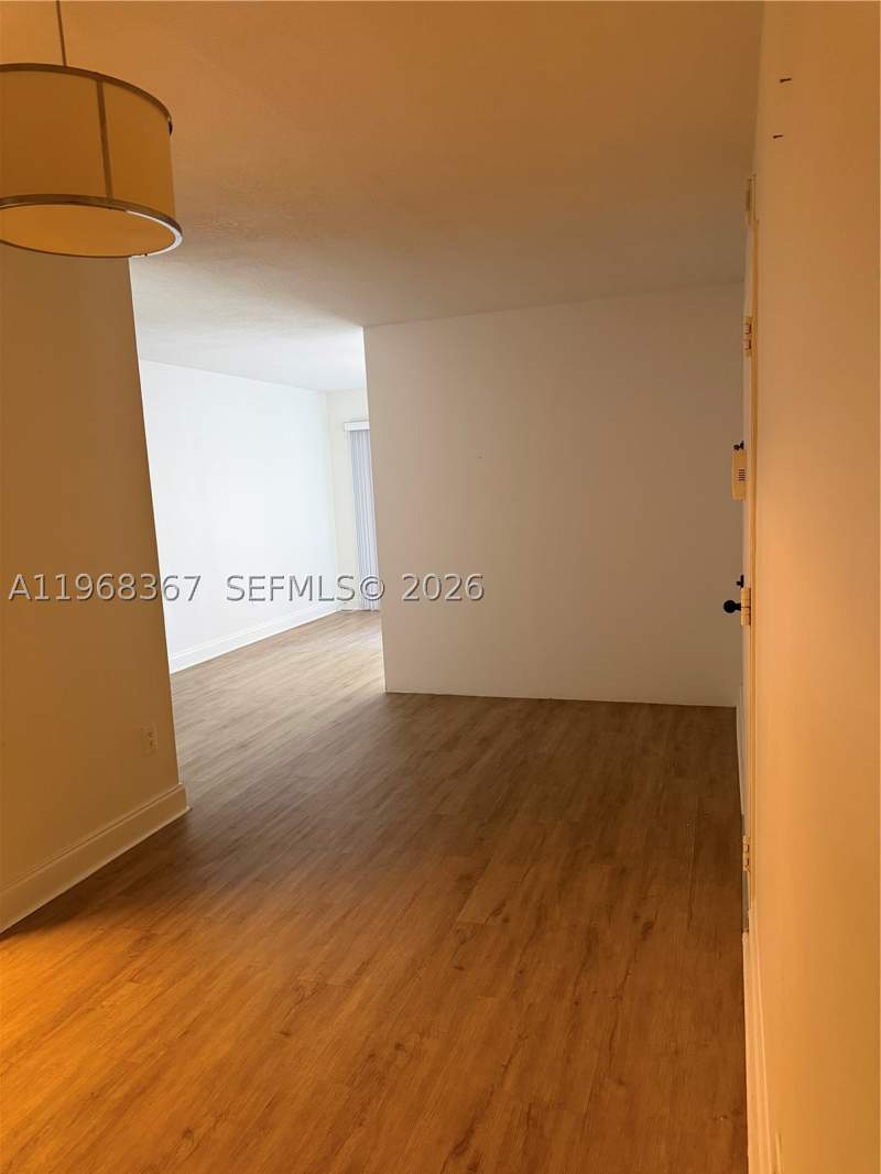 1 bedroom Condominium at 7925 SW 86th St 923, Kings Creek West Condo Bl, Miami — photo 4