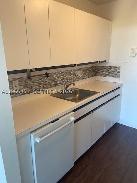 2020 NE 135th St 901, North Miami FL - photo 6 of 15
