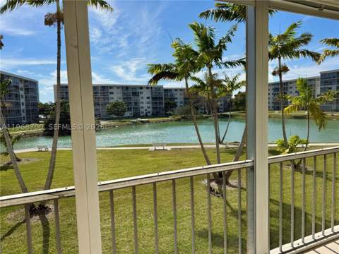 2855 Leonard Dr H202, Aventura FL - photo 6 of 33