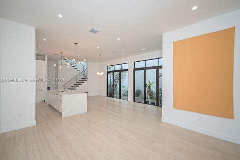 4454 NW 80th Ave, Doral FL - photo 12 of 55