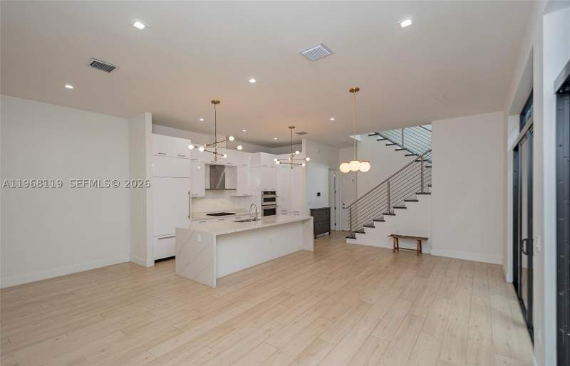 3 bedroom SingleFamilyResidence at 4454 NW 80th Ave, Canarias East, Doral — photo 4