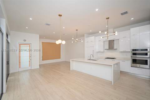 4454 NW 80th Ave, Doral FL - photo 9 of 55