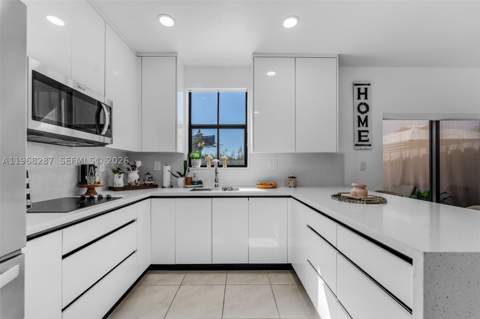514 NE 12th St, Florida City FL - photo 10 of 38