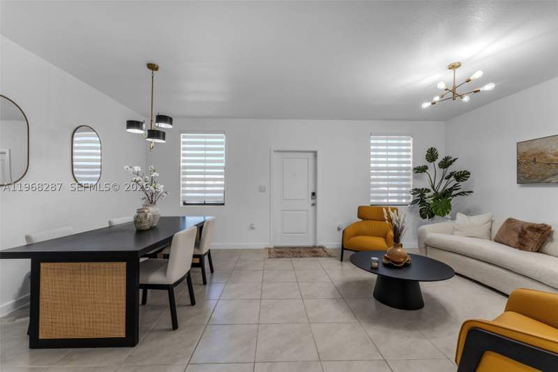 3 bedroom Townhouse at 514 NE 12th St, Miami Land And Developmen, Florida City — photo 5