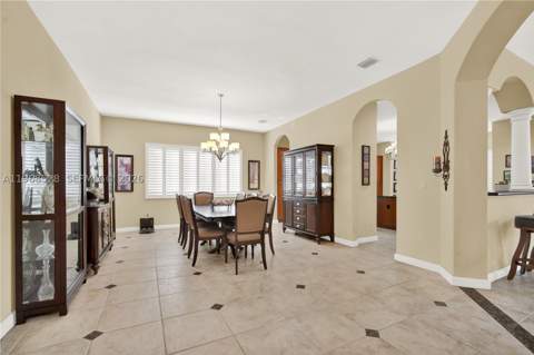 7823 SW 195th Ter, Cutler Bay FL - photo 17 of 31