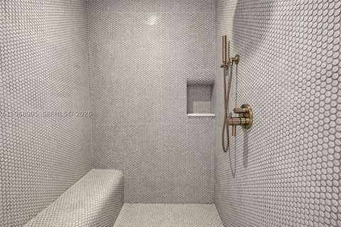 2678 Tigertail Ave 1501, Miami FL - photo 17 of 52