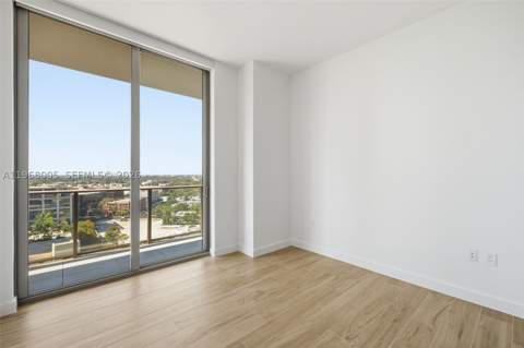 2678 Tigertail Ave 1501, Miami FL - photo 19 of 52