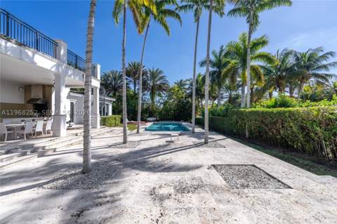 12755 SW 57th Ave, Coral Gables FL - photo 13 of 82