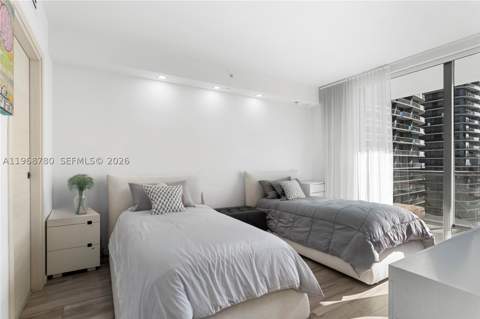 801 S Miami Ave 3310, Miami FL - photo 10 of 25