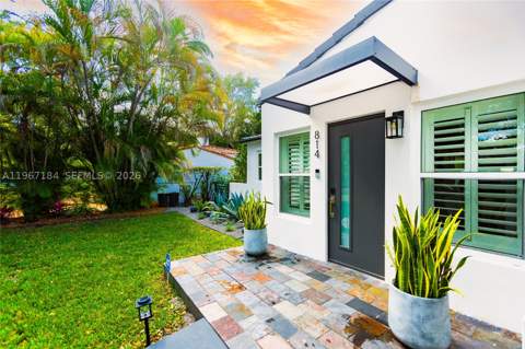 814 Monterey St, Coral Gables FL - photo 8 of 53
