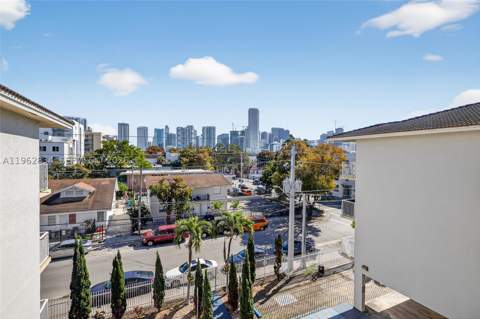 134 SW 7th Ave 404, Miami FL - photo 19 of 31