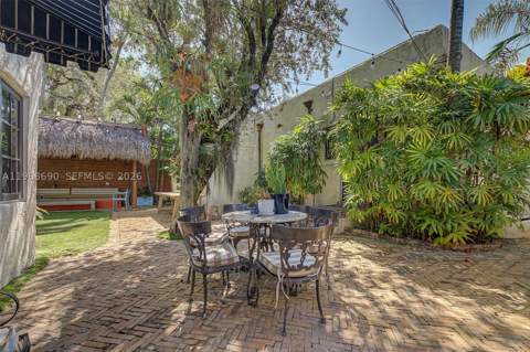3233 Crystal Ct, Miami FL - photo 22 of 41