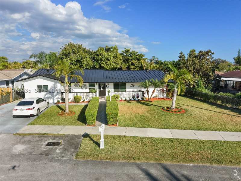4 bedroom SingleFamilyResidence at 16323 SW 103rd Pl, Cantisano Sub, Miami — photo 1
